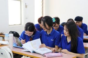 hoc-nganh-ngon-ngu-phap-co-de-xin-viec-lam-khong